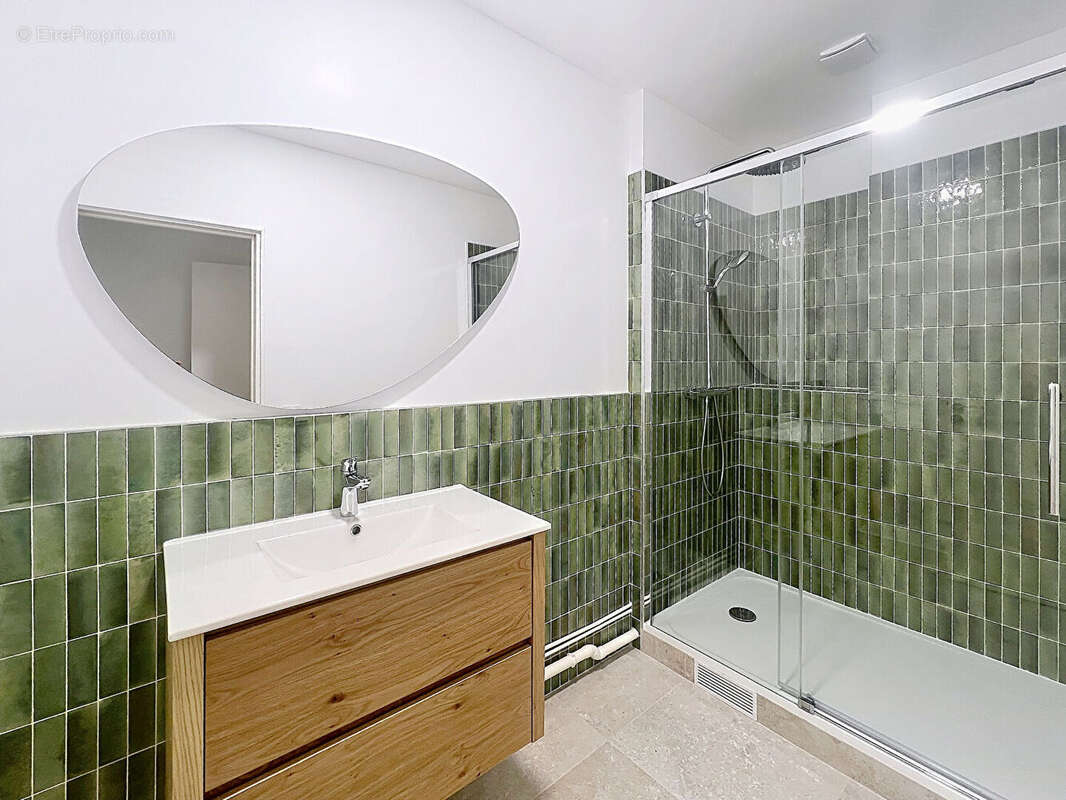 Appartement à SURESNES