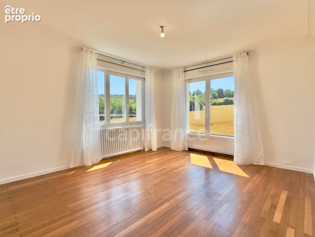 Landerneau, maison familiale hors lotissement, 5 chambres, rez de jardin, géothermie, poele - photo 11