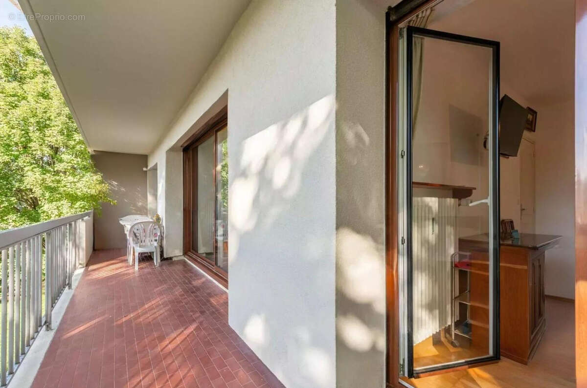 Appartement à FERNEY-VOLTAIRE