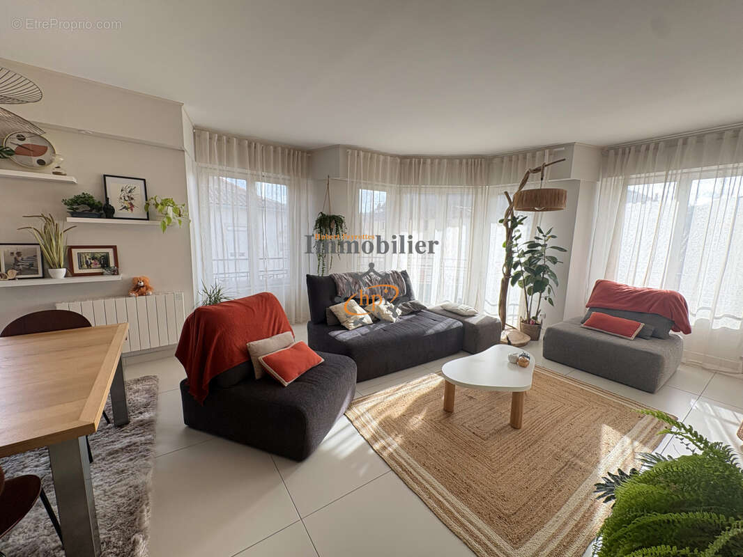 Appartement à SAINT-AFFRIQUE