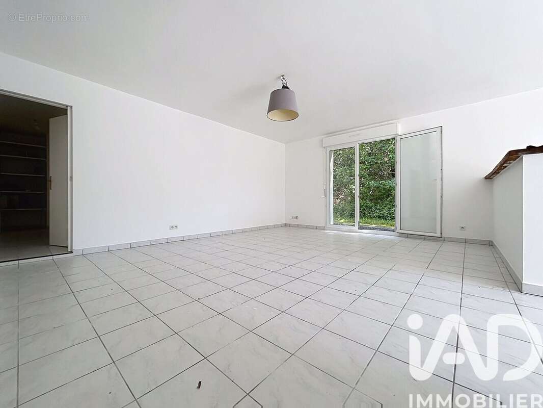 Appartement 78 m² à Pouldreuzic  - photo 2