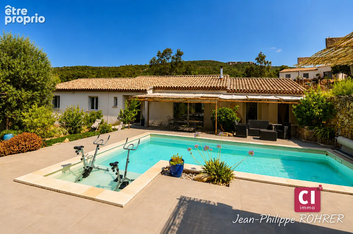 Maison récente 7 pièces avec piscine à vendre à Sainte-Anastasie-sur-Issole - photo 3