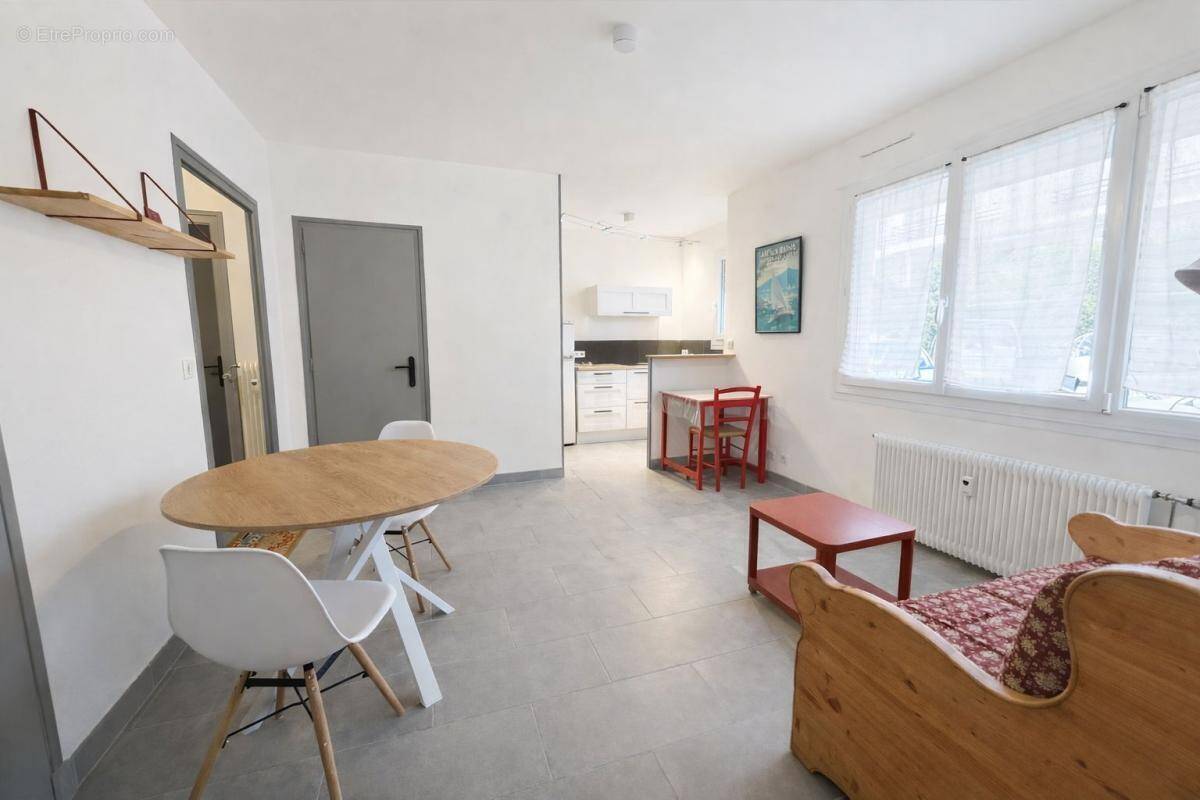 Appartement à AIX-LES-BAINS