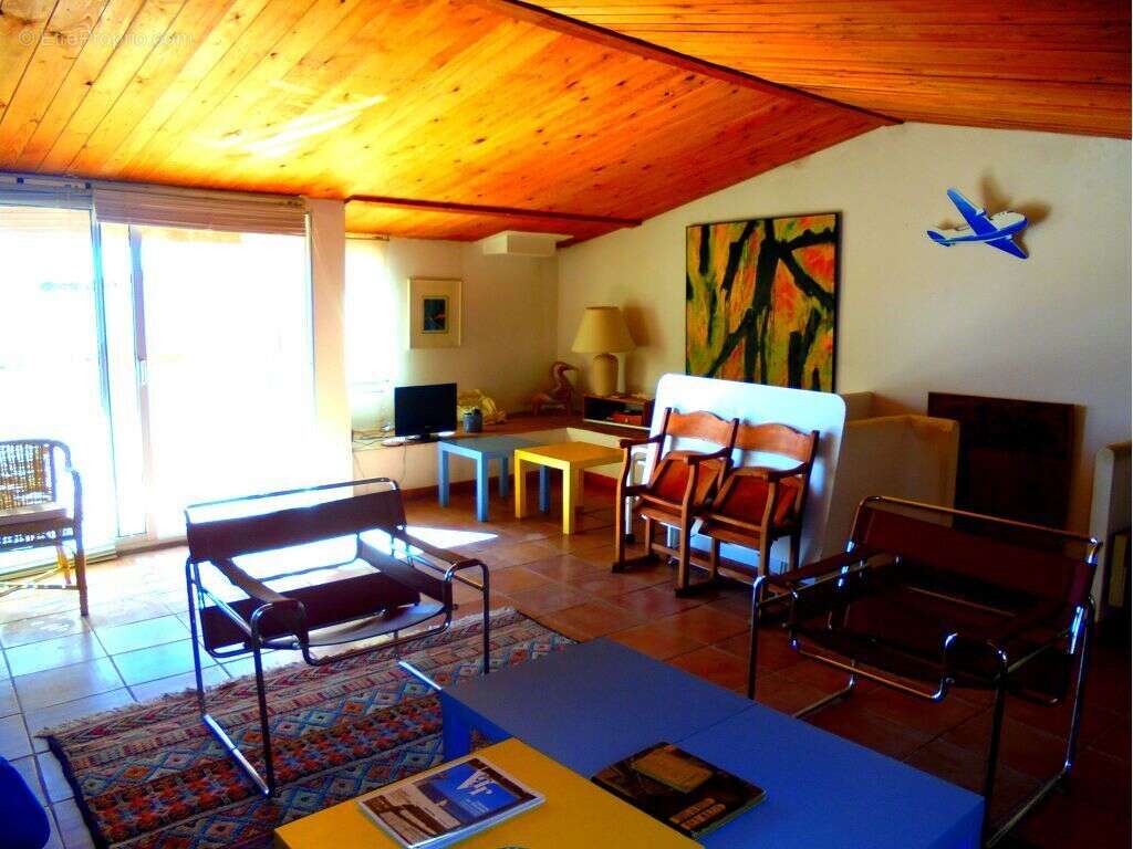 Maison 138 m² à Villecroze  - photo 8
