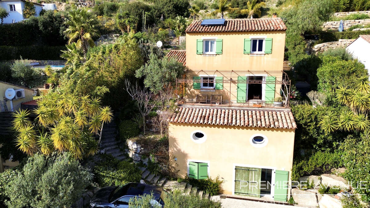 Maison à PLAN-DE-LA-TOUR