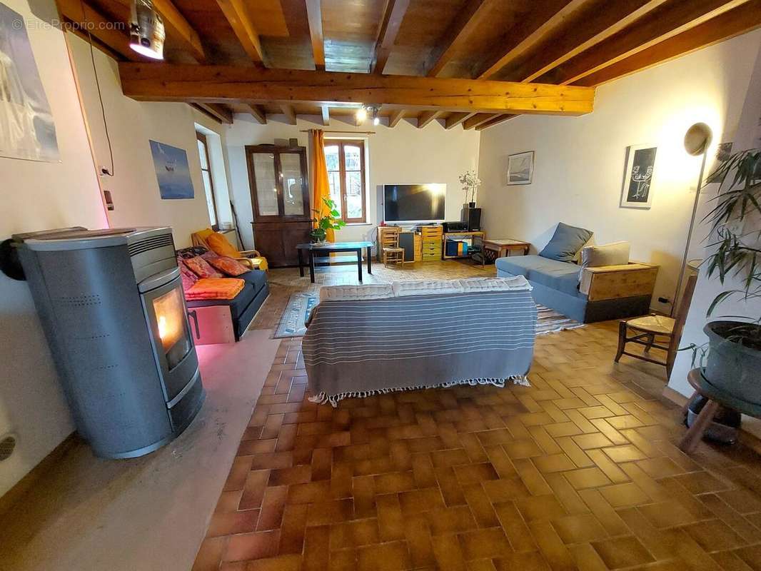 20241118142540 - Maison à SALIES-DU-SALAT