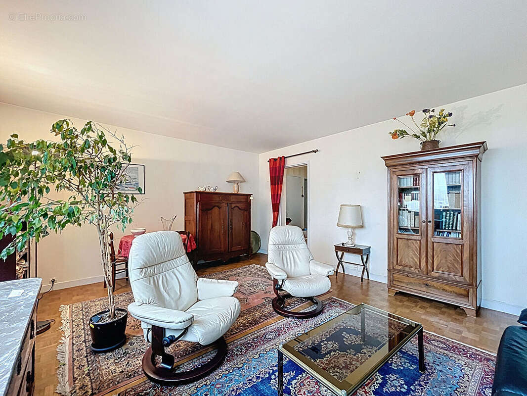 Appartement à CHATILLON