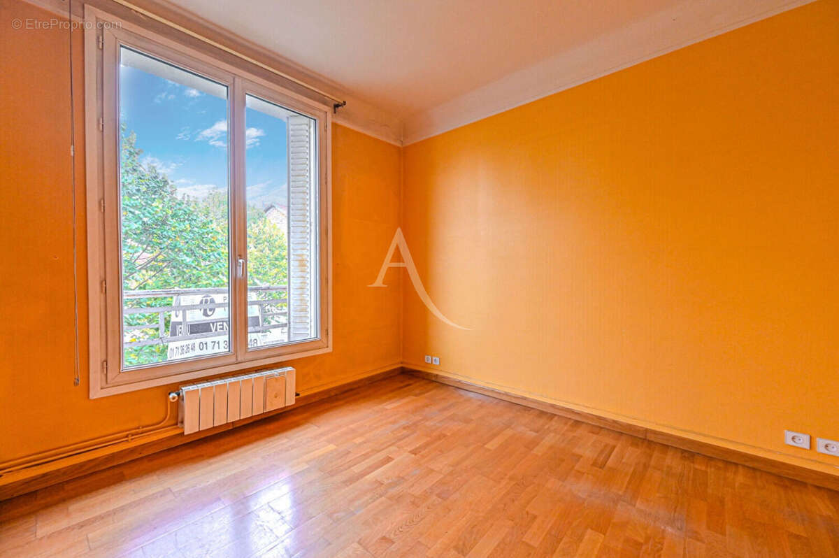 Maison à LE PERREUX-SUR-MARNE