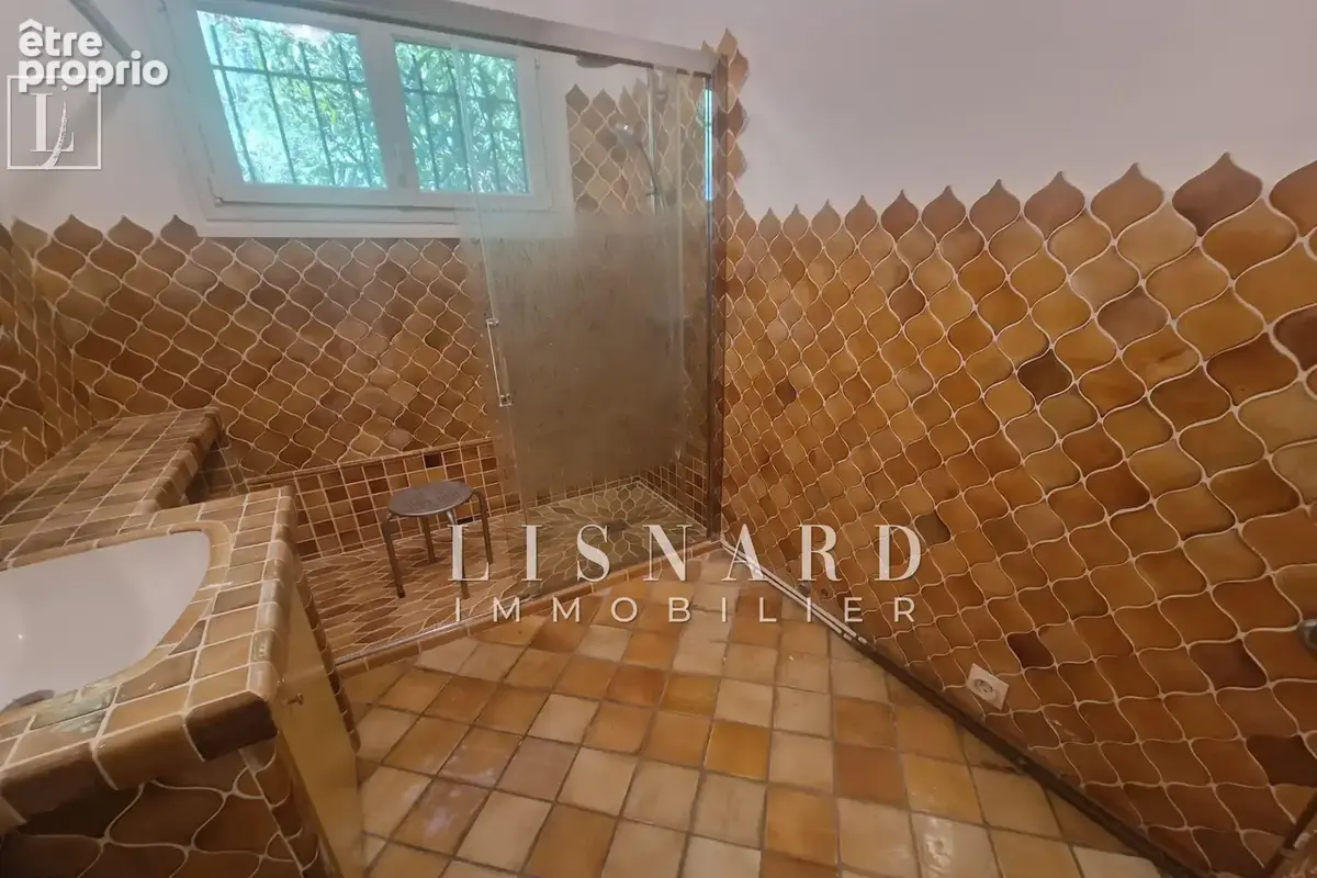 Maison 5 pièces 122 m² à vendre à Vallauris (06220) - photo 7
