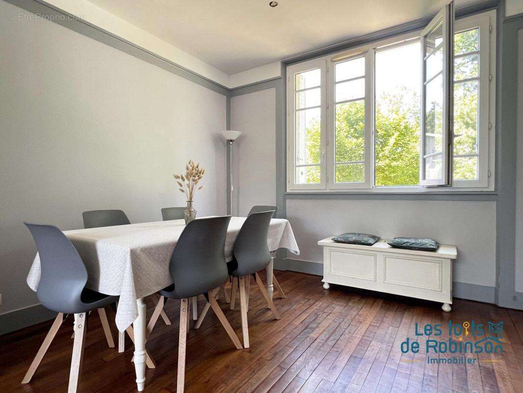 Maison à LE PLESSIS-ROBINSON