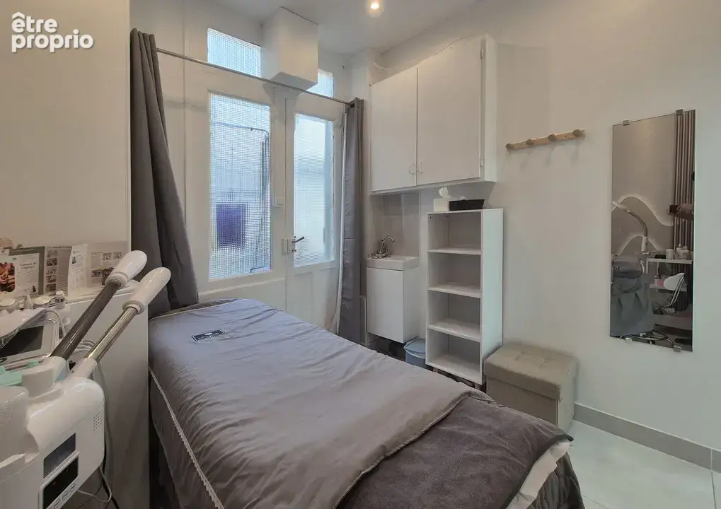 Commerce 39 m² à vendre à Paris-8e (75008) - photo 2
