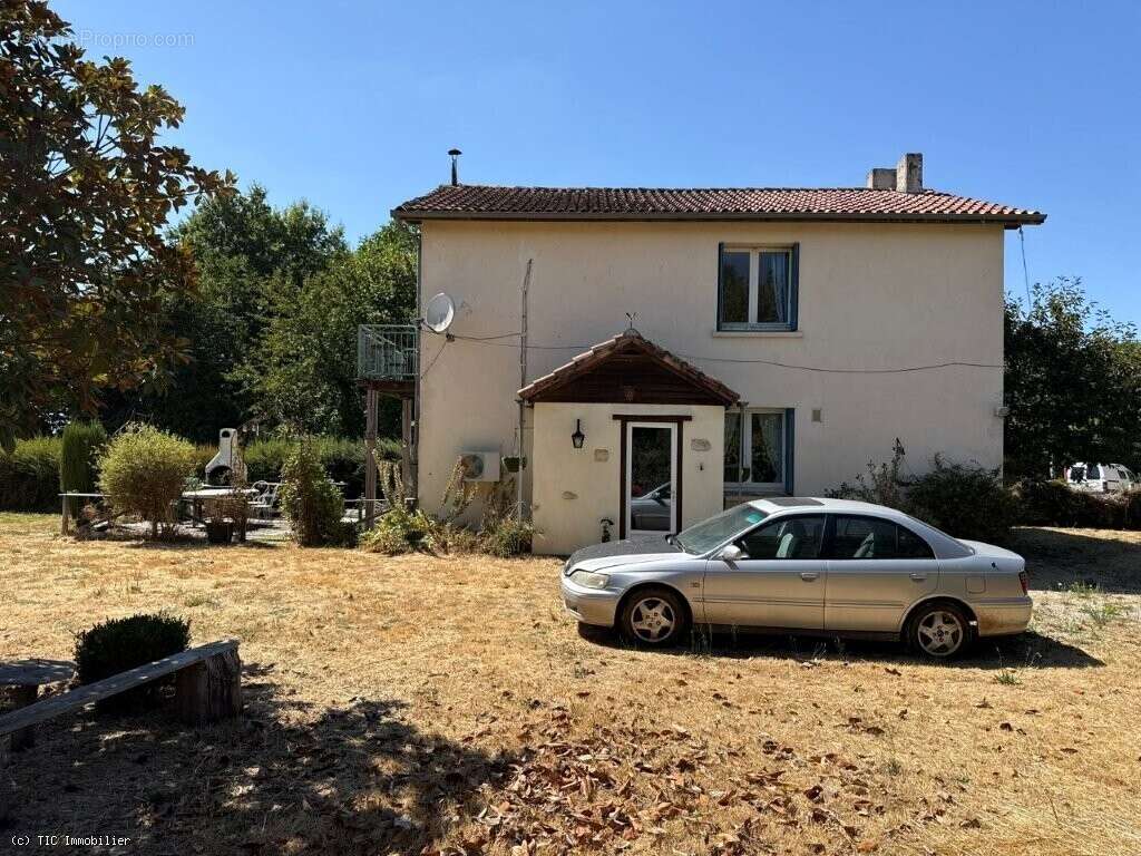 Havre De Paix : 4 Chambres, Grange, Grange, Piscine Et Vue Dégagée - photo 21