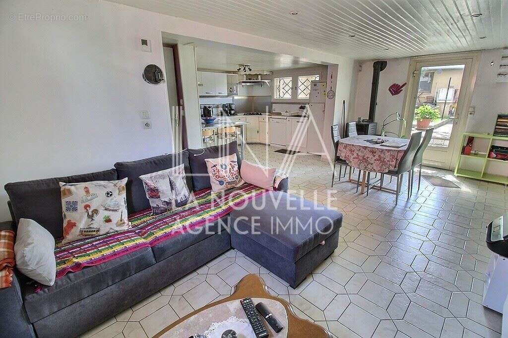 Maison à ROMAINVILLE