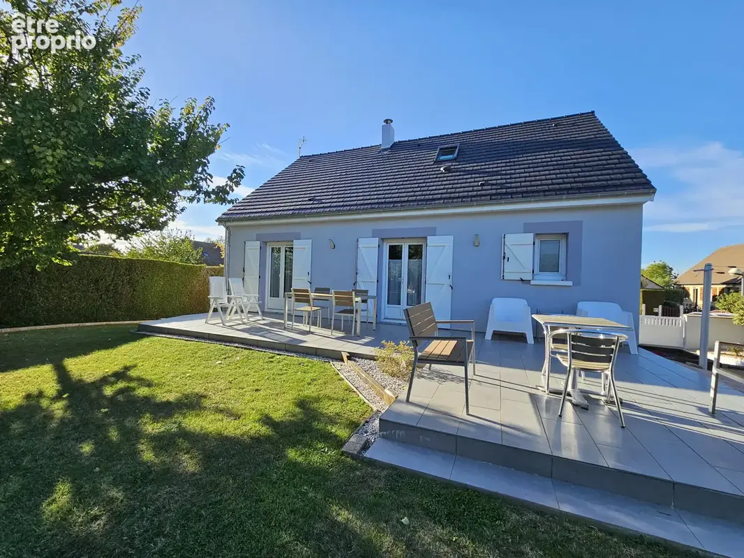 Maison à MAINVILLIERS