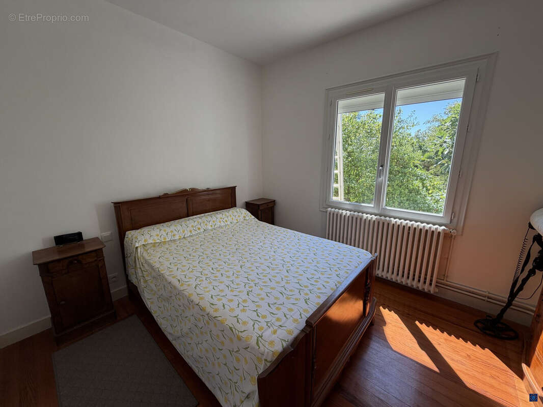 Maison 96 m² à Mortagne-Sur-Gironde  - photo 9
