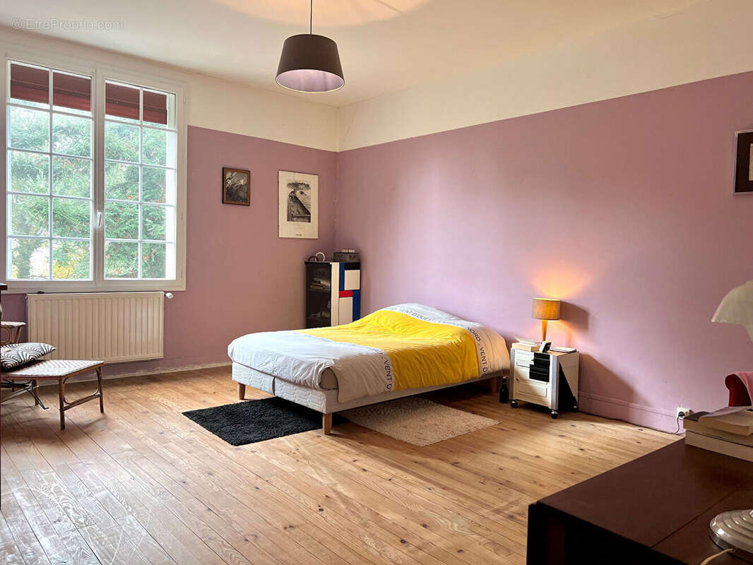 Maison à SAUVETERRE-DE-GUYENNE