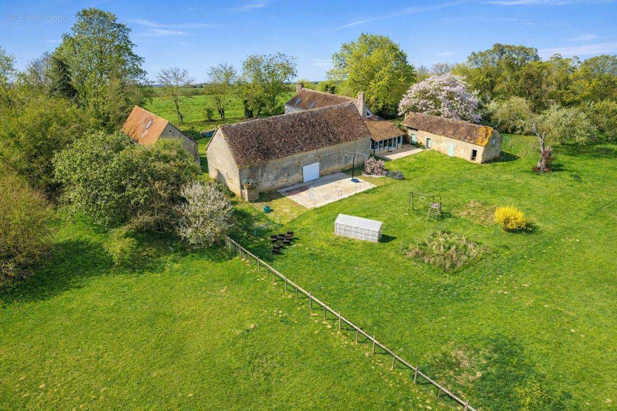 Maison à SAINT-JEAN-D'ASSE