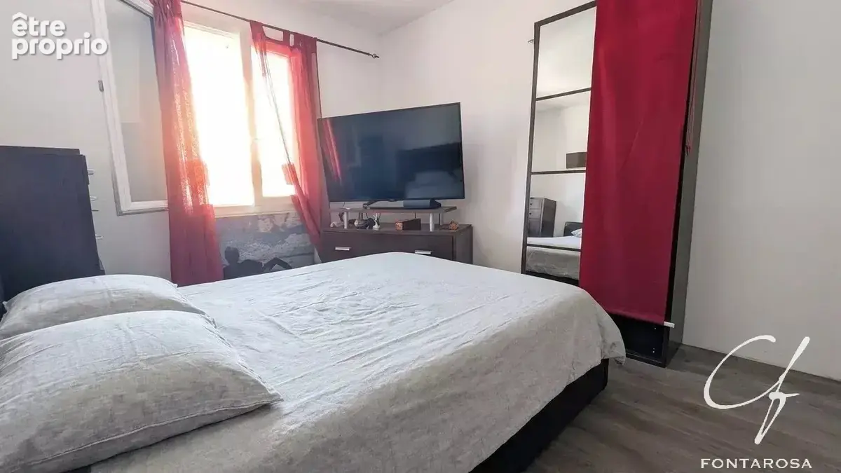 Roquebrune-sur-Argens, villa de plain-pied 5 pièces - photo 10