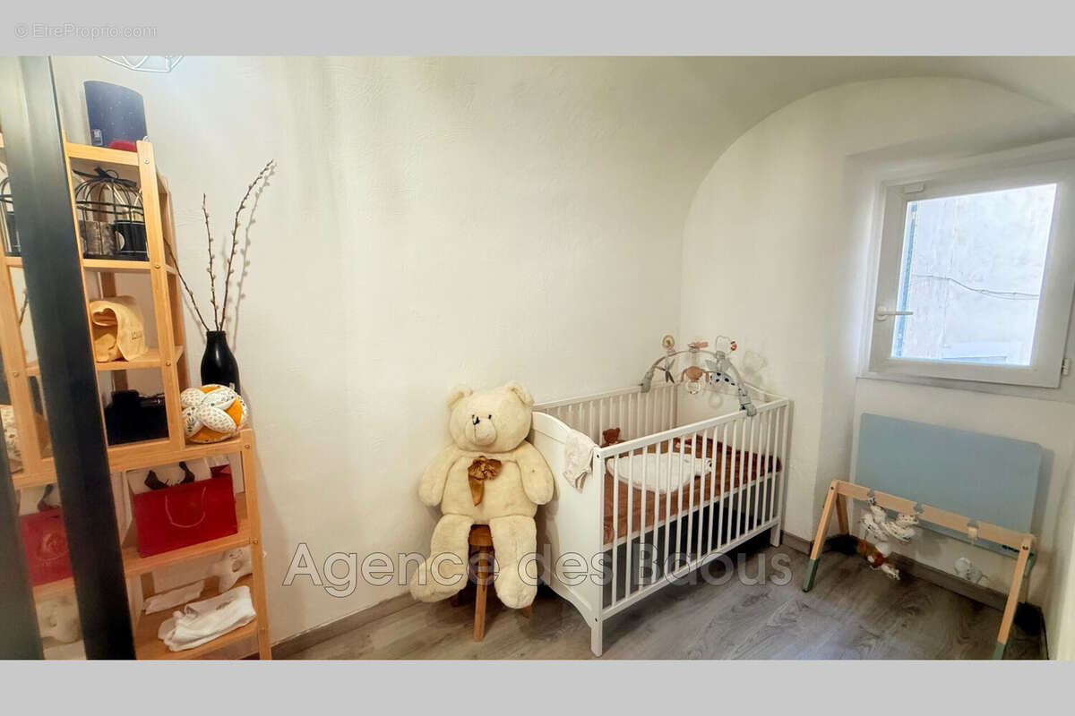 Appartement à GATTIERES