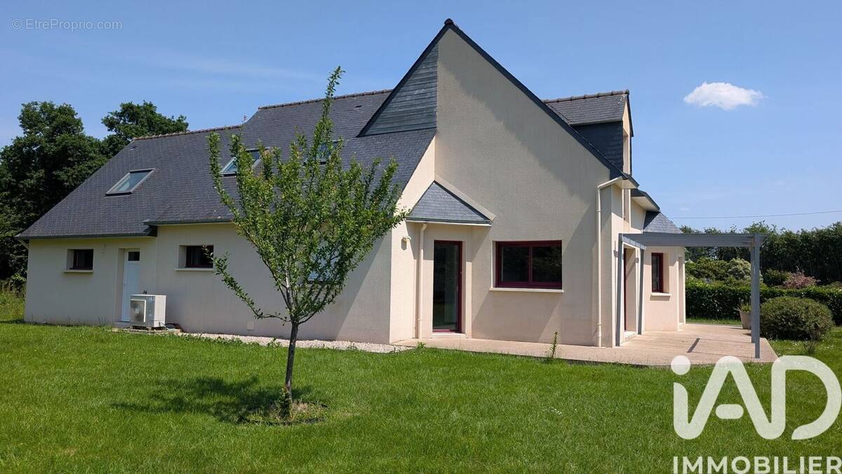 Photo 1 - Maison à PLOUGONVEN