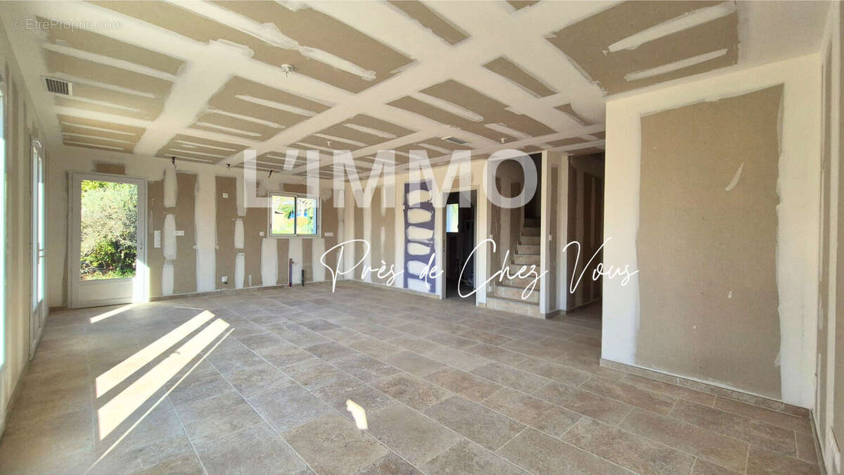 Maison à LA BOUILLADISSE