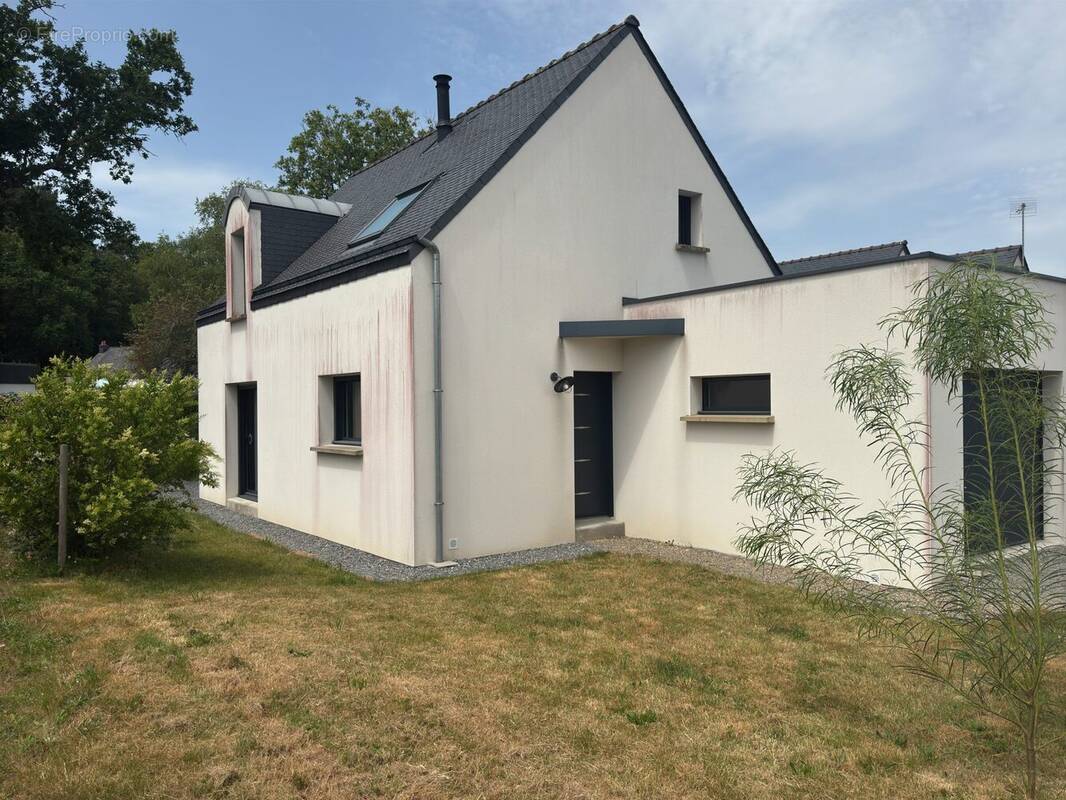 Maison à RIEC-SUR-BELON
