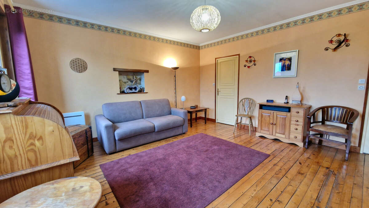 Maison à MARLY-LA-VILLE