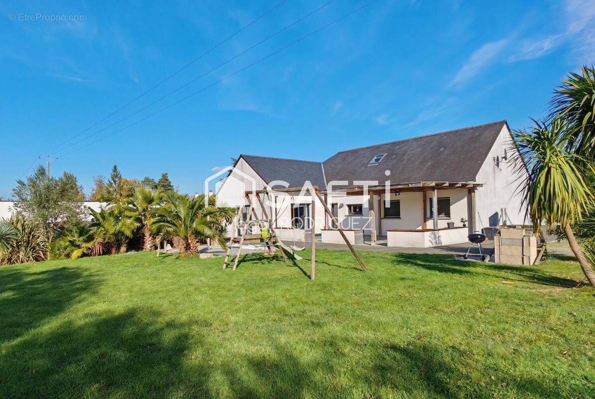 Photo 1 - Maison à ROUGE