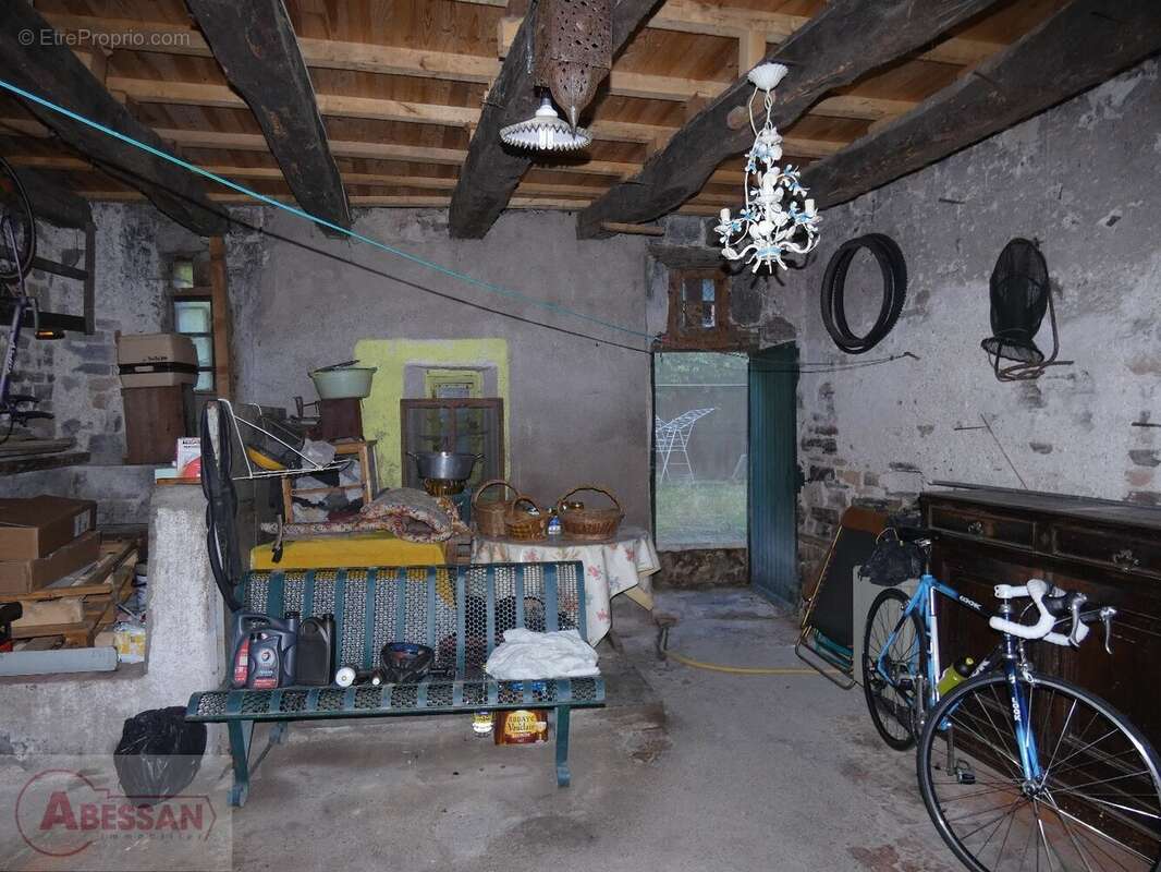 Maison à LES CABANNES