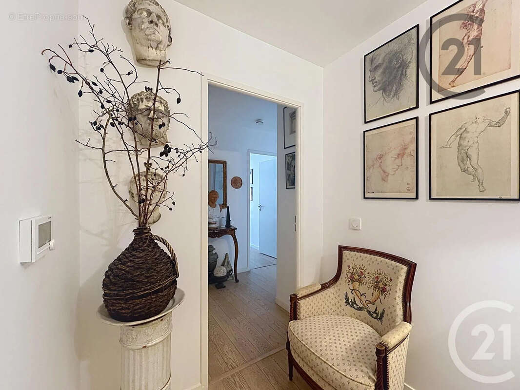 Appartement 81 m² à Fontainebleau  - photo 13