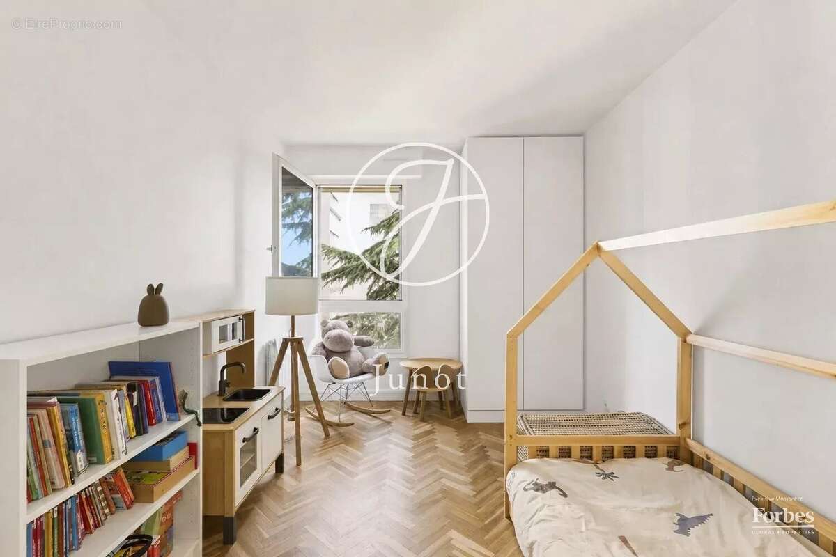 Appartement à SAINT-CLOUD