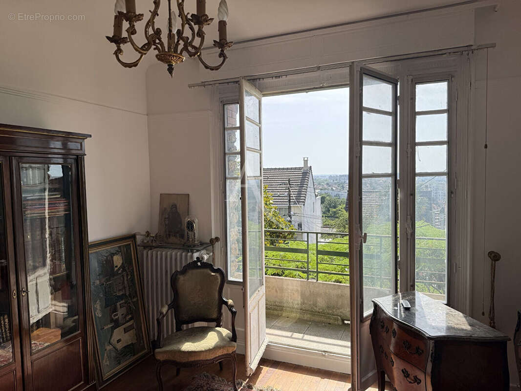 Maison à MONTREUIL