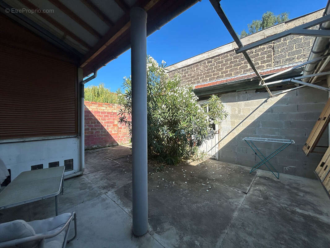 BEZONS _ CENTRE VILLE _Maison 51 m2 et dependence - photo 13