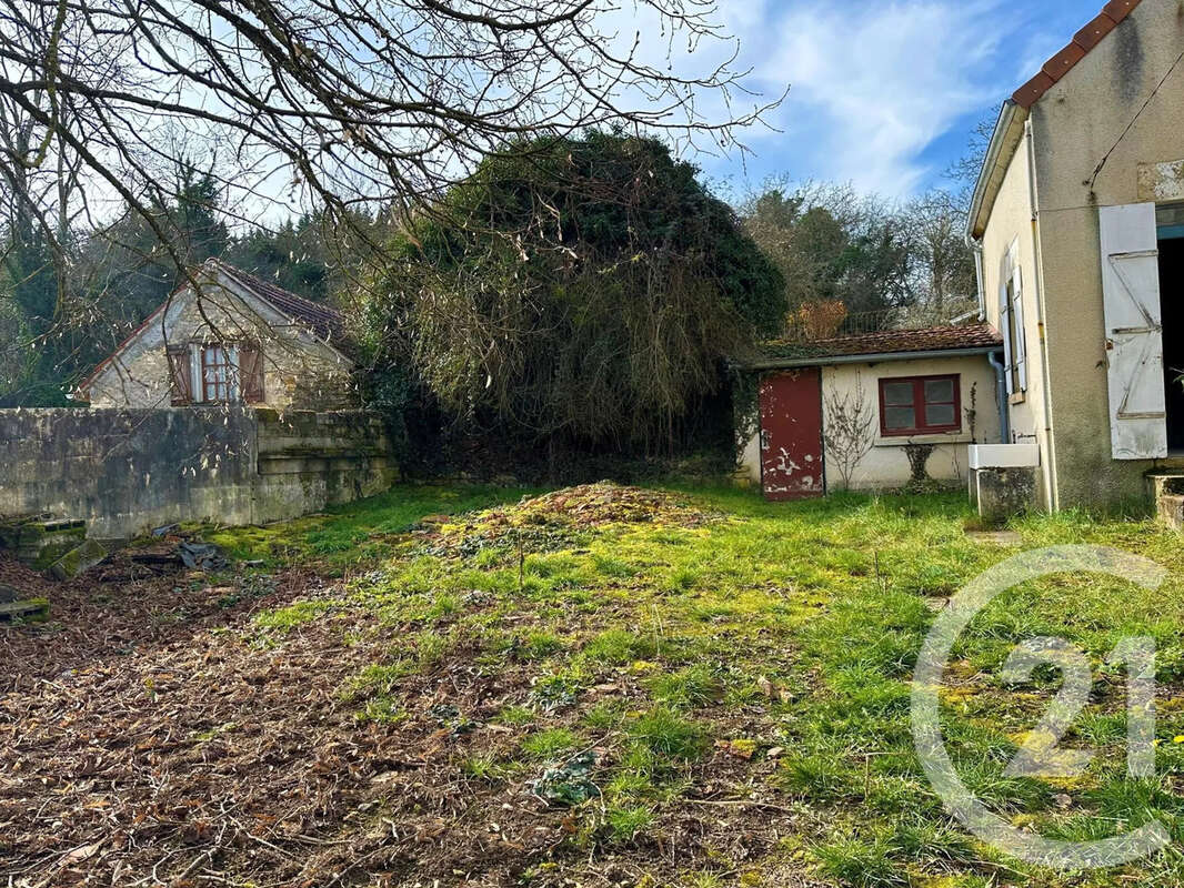 Maison 80 m² à Suilly-La-Tour  - photo 16