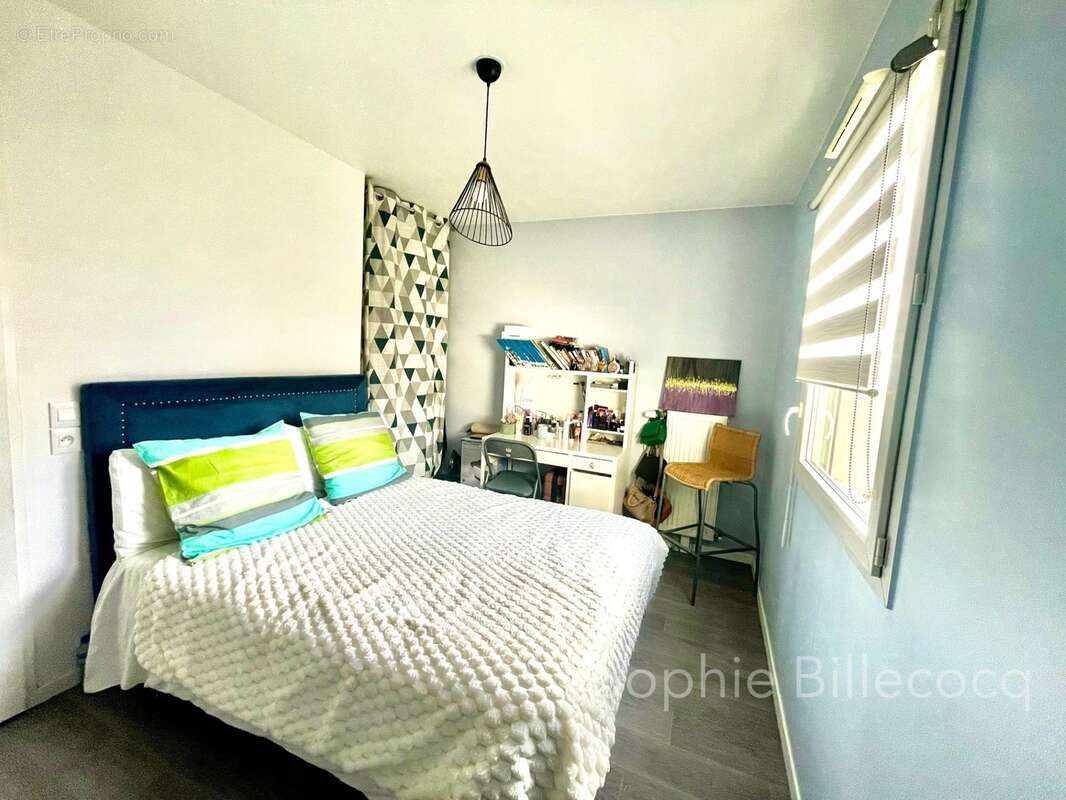 Appartement à vendre 5 pièces POISSY (78) - photo 4