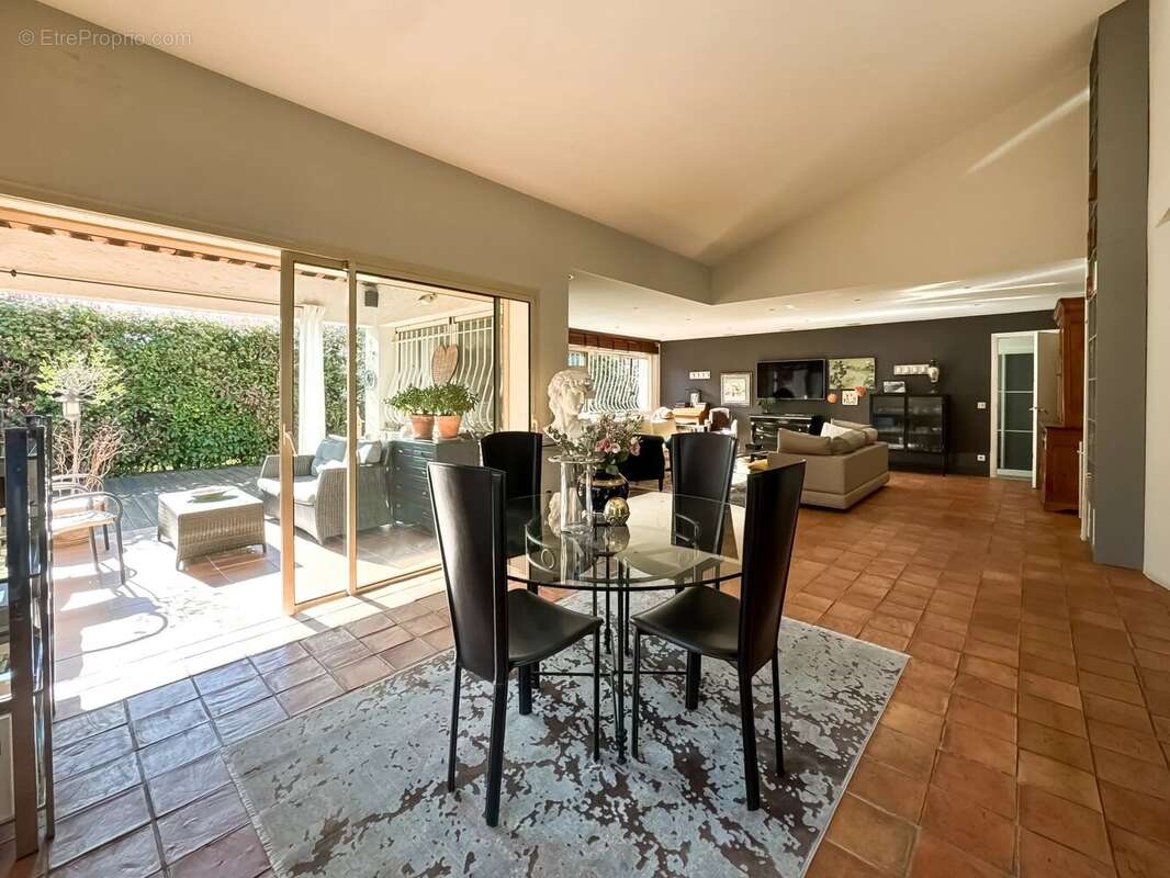 Maison à SAINT-JEAN-CAP-FERRAT