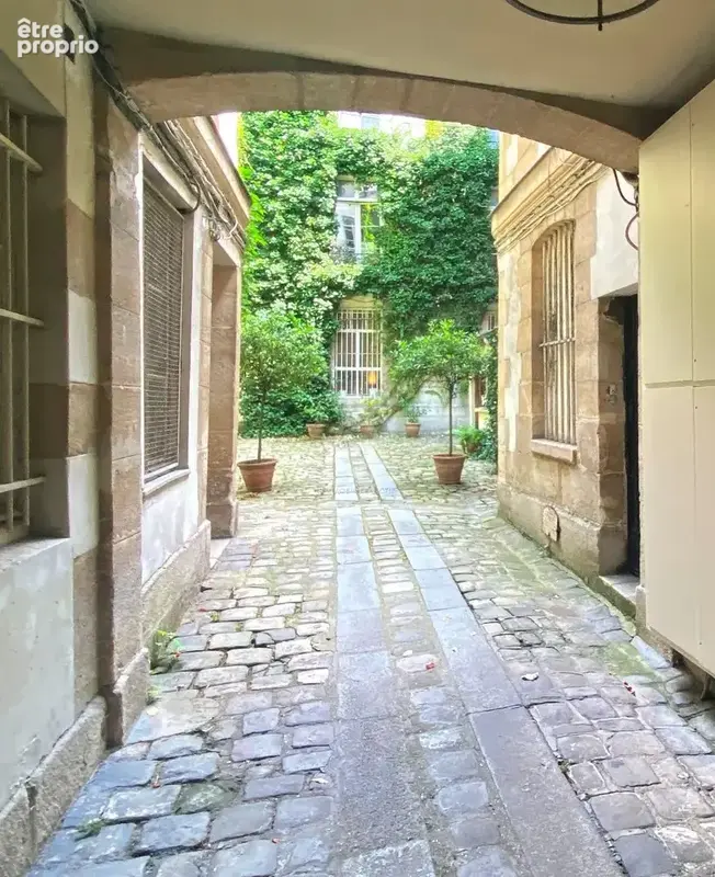 Paris 6 - odeon - pont neuf - st.michel - studio avec cuisine et salle de bain a renove - photo 10