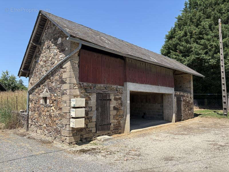 Proche Pompadour, petit hameau - photo 6