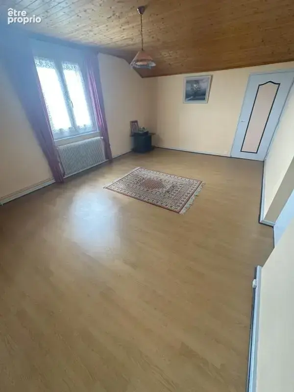 Maison 5 pièces 134 m² à vendre à Thoiry (01710) - photo 8
