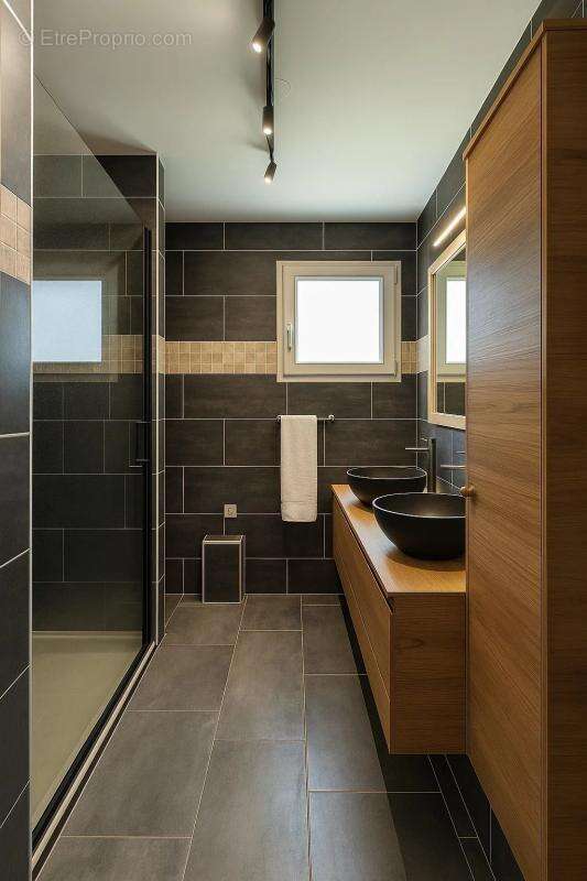 Appartement à REIGNIER