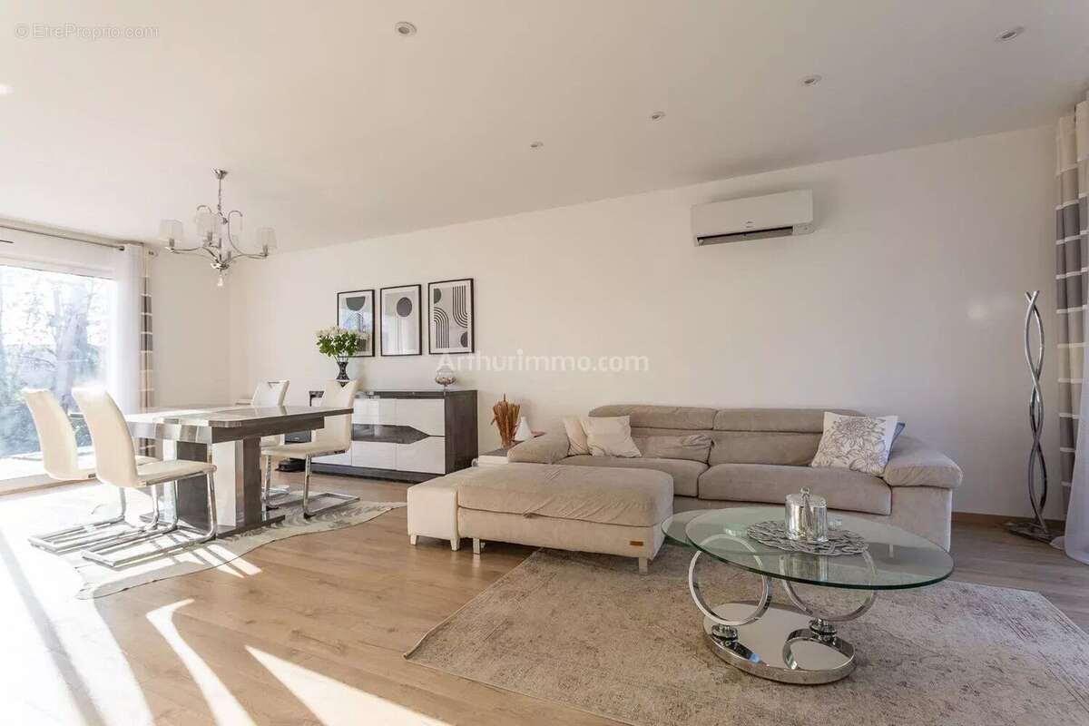 Appartement à MONTLHERY