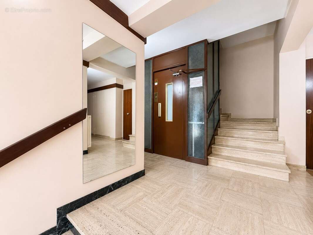 Appartement 30 m² à Sartrouville  - photo 3