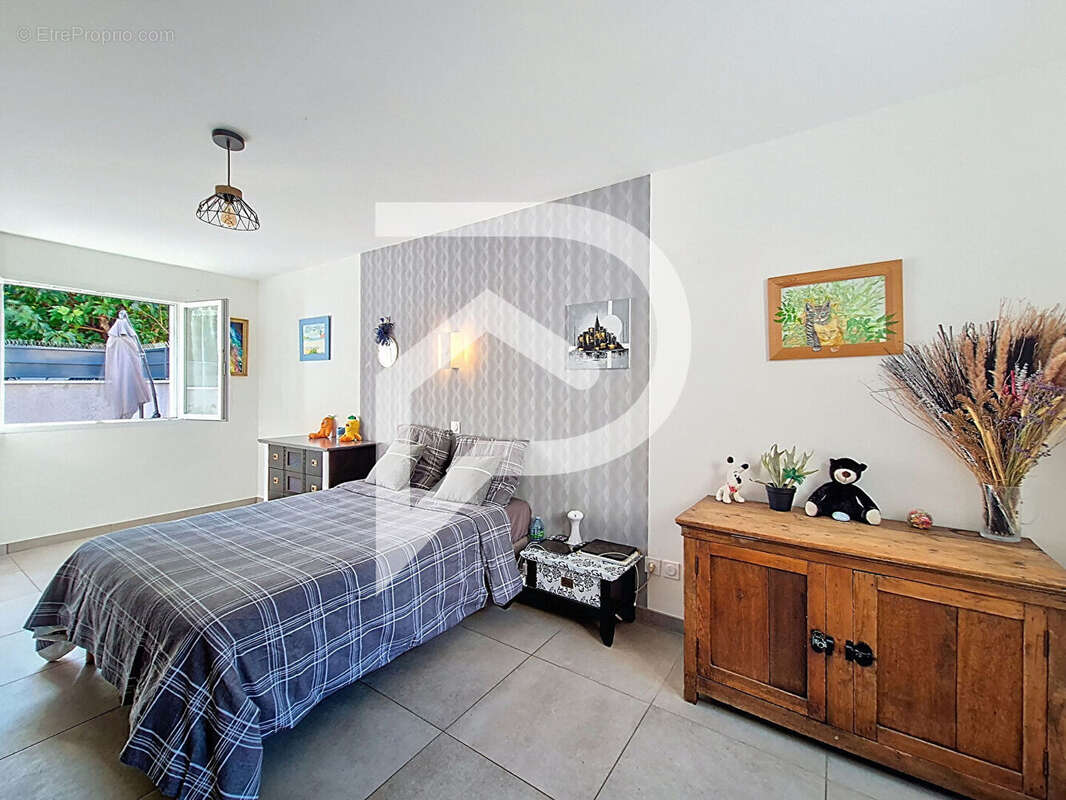 Maison à CHATEAUNEUF-DU-RHONE