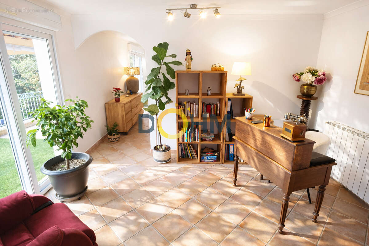Maison à SENECHAS