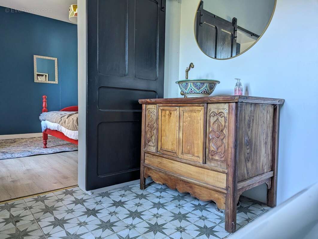 Maison à LA TRIMOUILLE