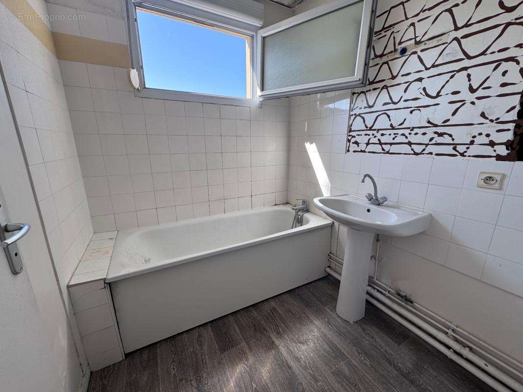 Appartement t3  au rdc avec terrasse - photo 11