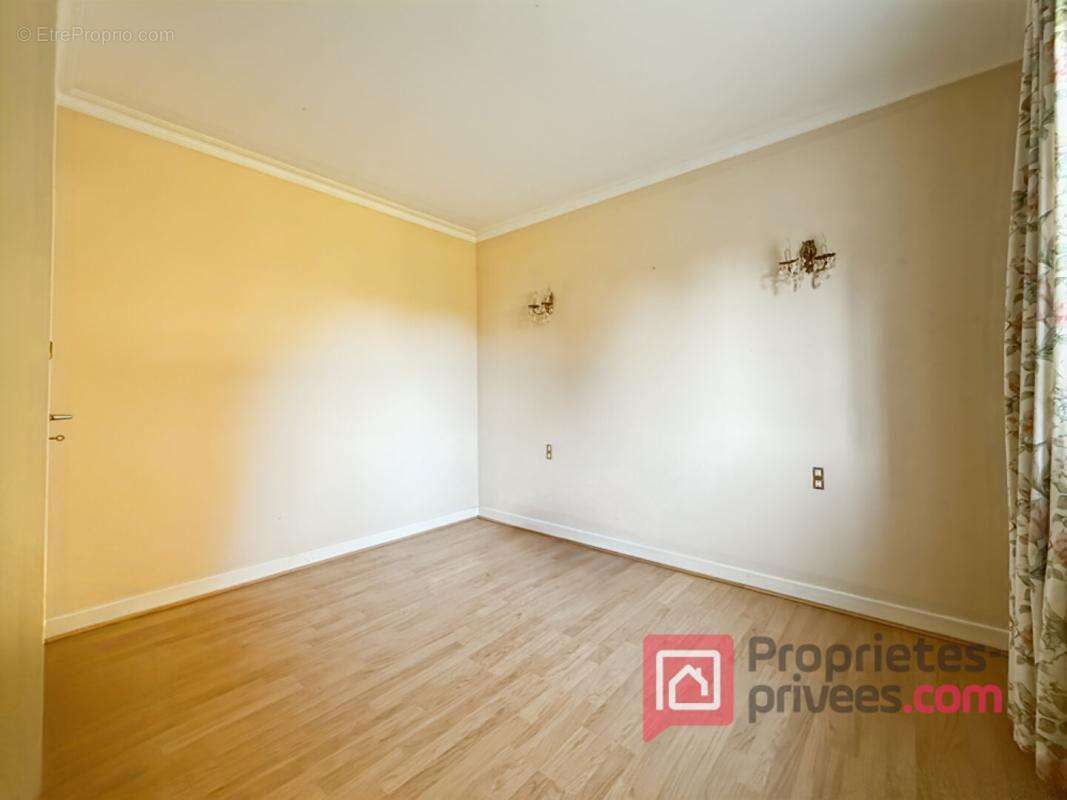 Maison à MERREY-SUR-ARCE