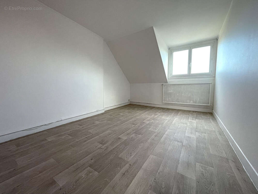 Appartement à PERSAN