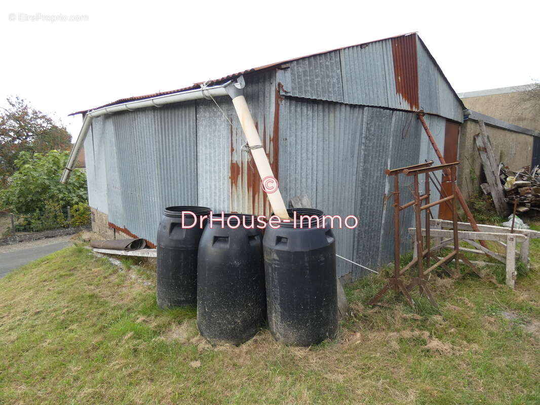 Terrain à MARIGNE-LAILLE