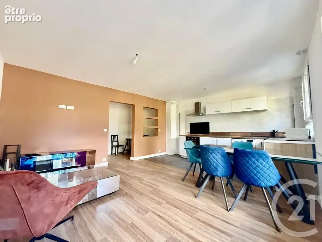 Appartement 3 pièces 61 m² à vendre à Clichy (92110) - photo 2